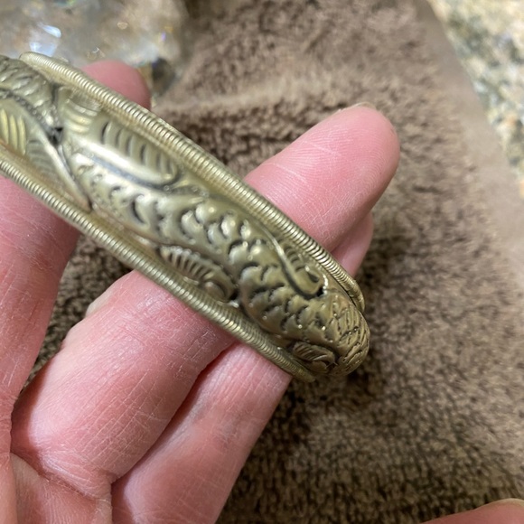 🐝 2/$10 Four classy bracelets - Picture 4 of 11